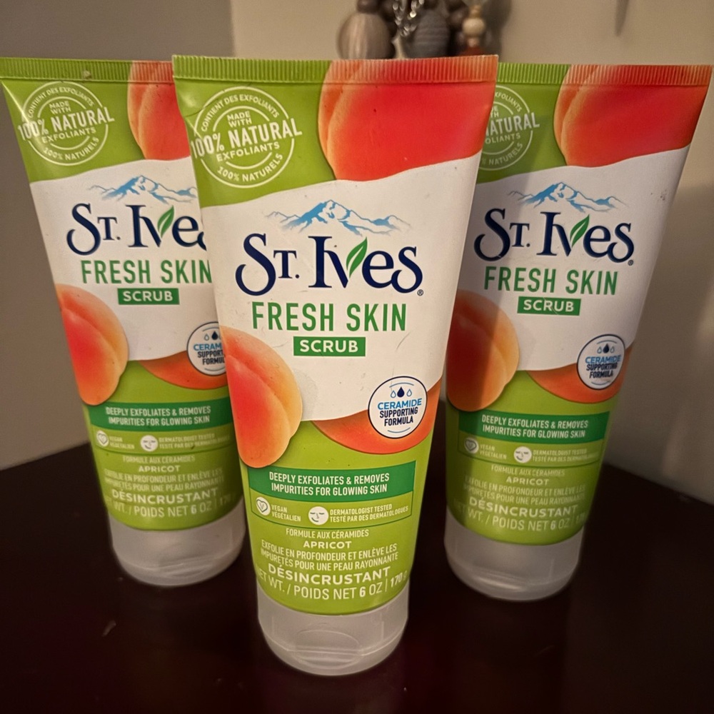 Lot of 3 St. Ives Apricot Scrub - NEW